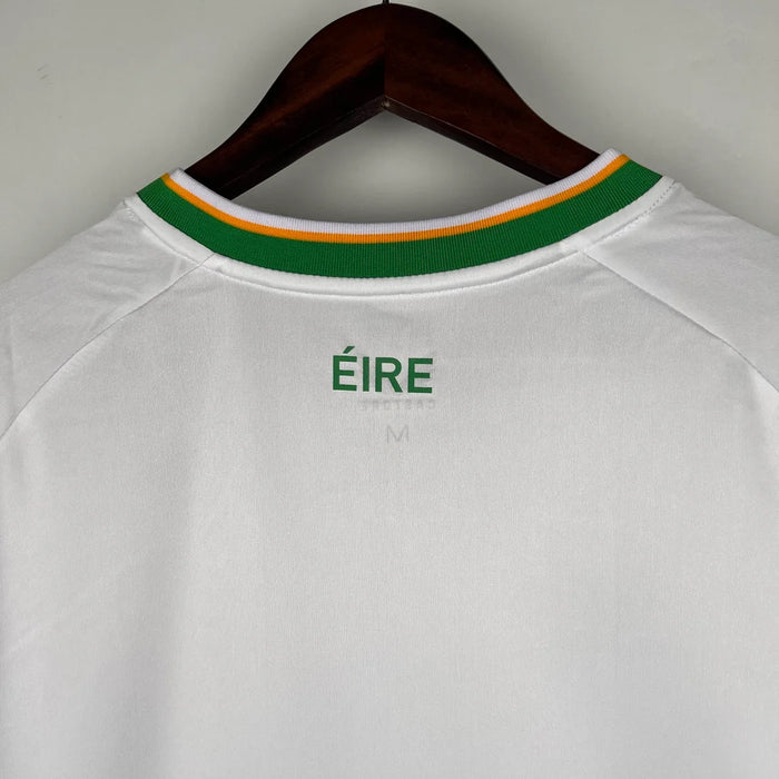 Camiseta de fútbol visitante de Irlanda 2023