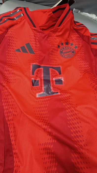 MAILLOT DOMICILE BAYERN MUNICH 2024/2025