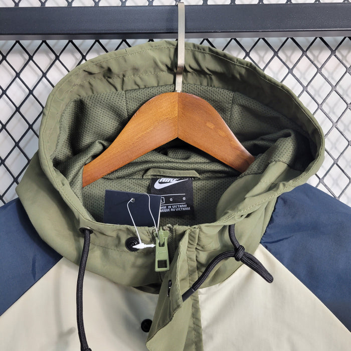 Nike Green Windbreaker Jacket 23/24