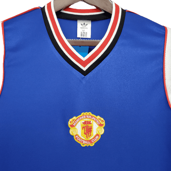 Manchester United Retro 1985/86 Away Blue - JERSEYS4ALL