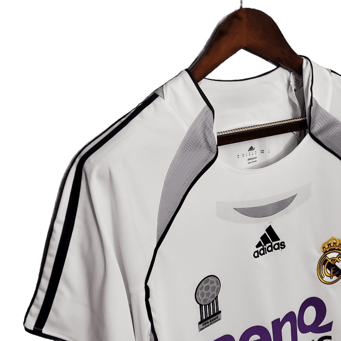 Real Madrid Retro 2006/07 Home - JERSEYS4ALL