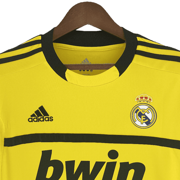 Real Madrid Retro 2011/12 Goalkeeper Yellow - JERSEYS4ALL